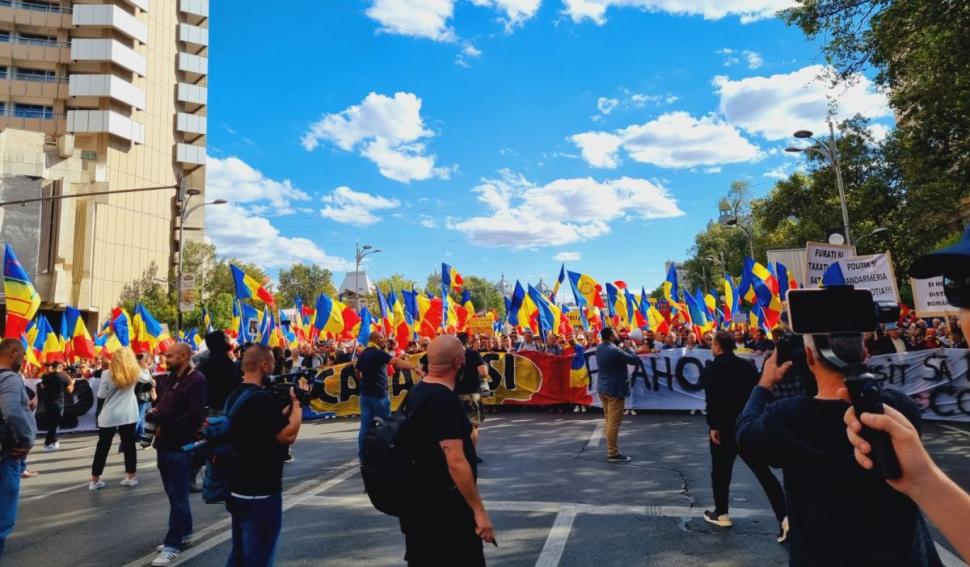 AUR ameninţă cu proteste în toată ţara 793010