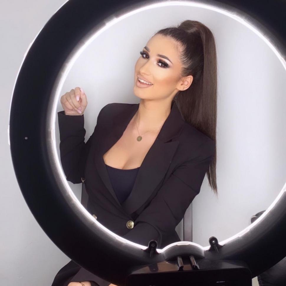 A murit Roxana Alexandra, tânăra căreia i-a fost frică de BAC mai mult decât de cancer! Mesajul cutremurător către ministrul Educaţiei 792921