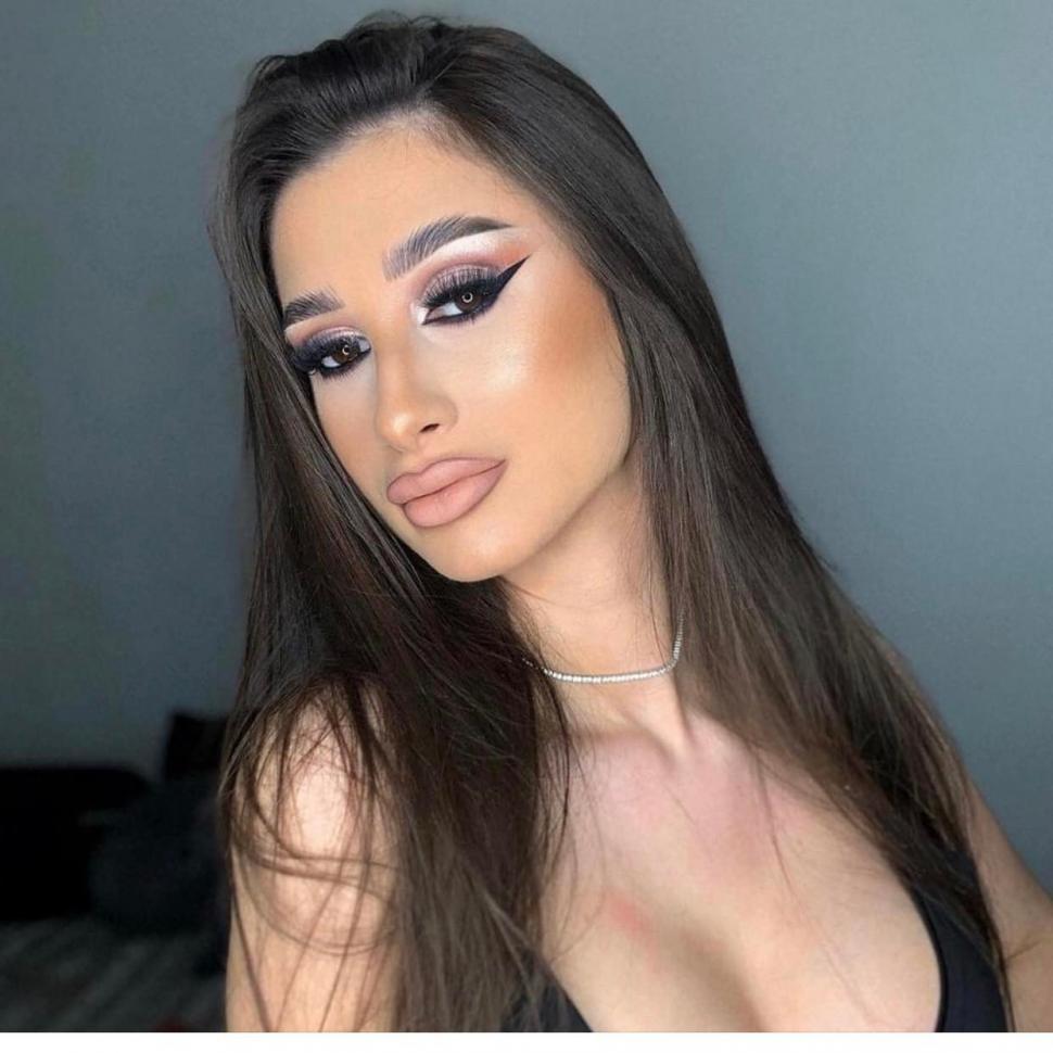 A murit Roxana Alexandra, tânăra căreia i-a fost frică de BAC mai mult decât de cancer! Mesajul cutremurător către ministrul Educaţiei 792924