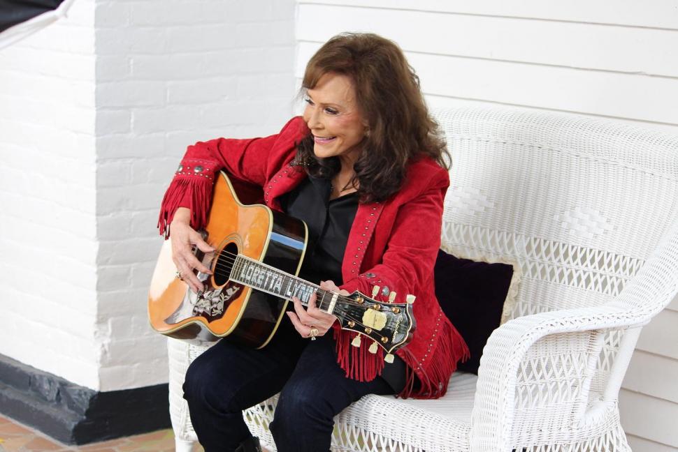 Loretta Lynn, legenda muzicii country, a murit la vârsta de 90 de ani 792996