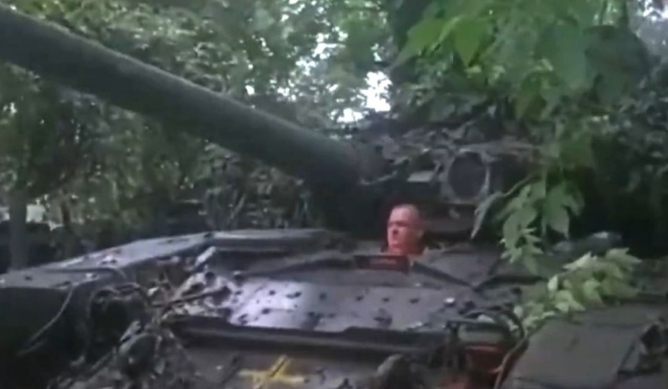 "Mamă, cum porneşte!". Un colonel ucrainean a capturat cel mai modern tanc rusesc
