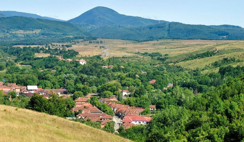 Locul din România unde oamenii trăiesc 100 de ani. Care este secretul longevităţii lor