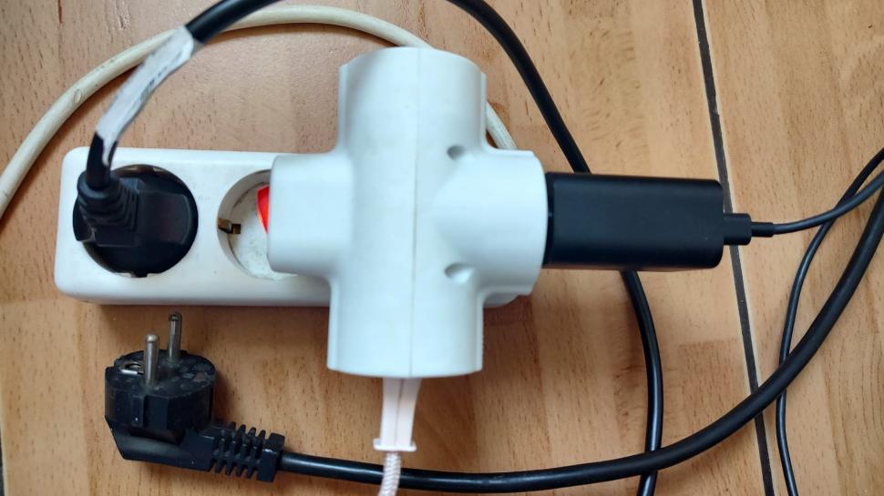 Aparatul din casă care consumă cel mai mult curent electric, dublu faţă de aerul condiţionat 793447