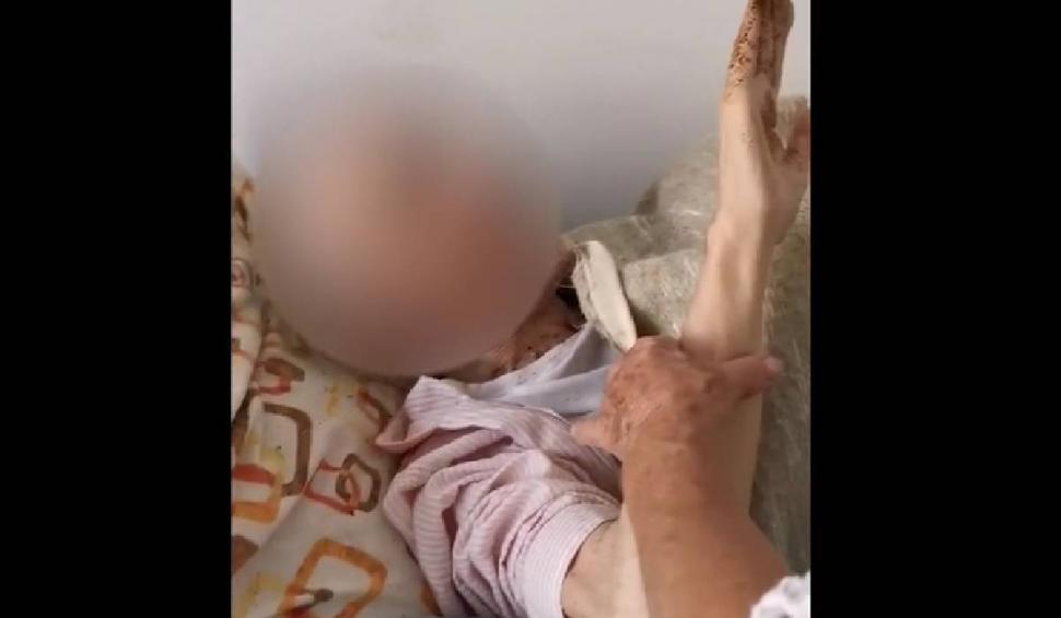 Imagini înfiorătoare la un azil de bătrâni din Sibiu | Bătrâni târându-se pe jos, murdari, ținuți în condiții inumane 793471