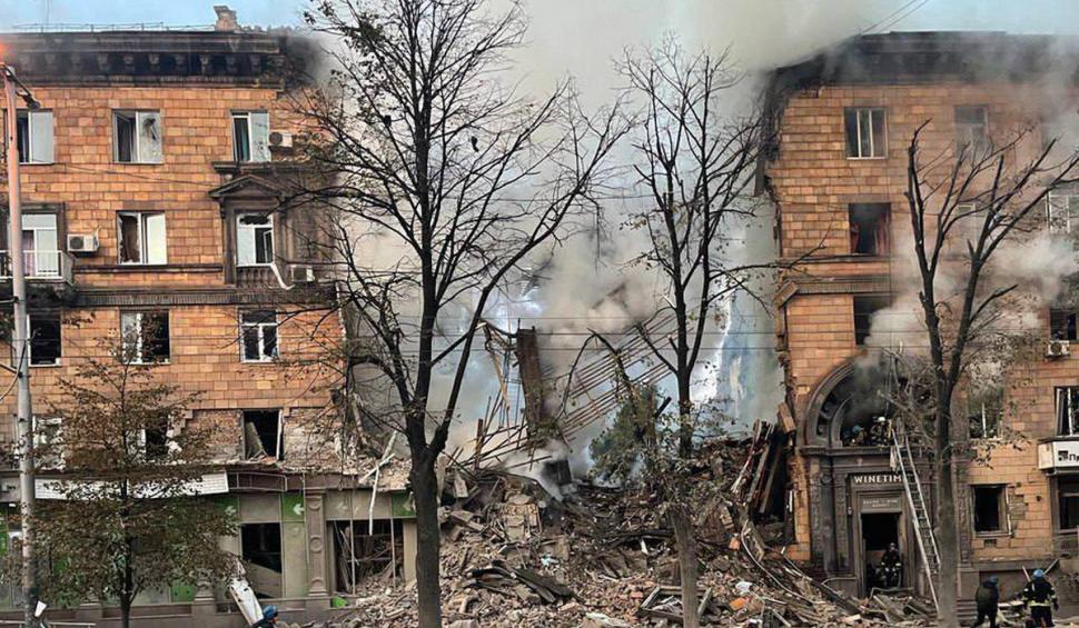 Locuitori din Zaporojie, uciși în somn de atacul Rusiei. Orașul, lovit din nou cu rachete după tirul de dimineață 793385