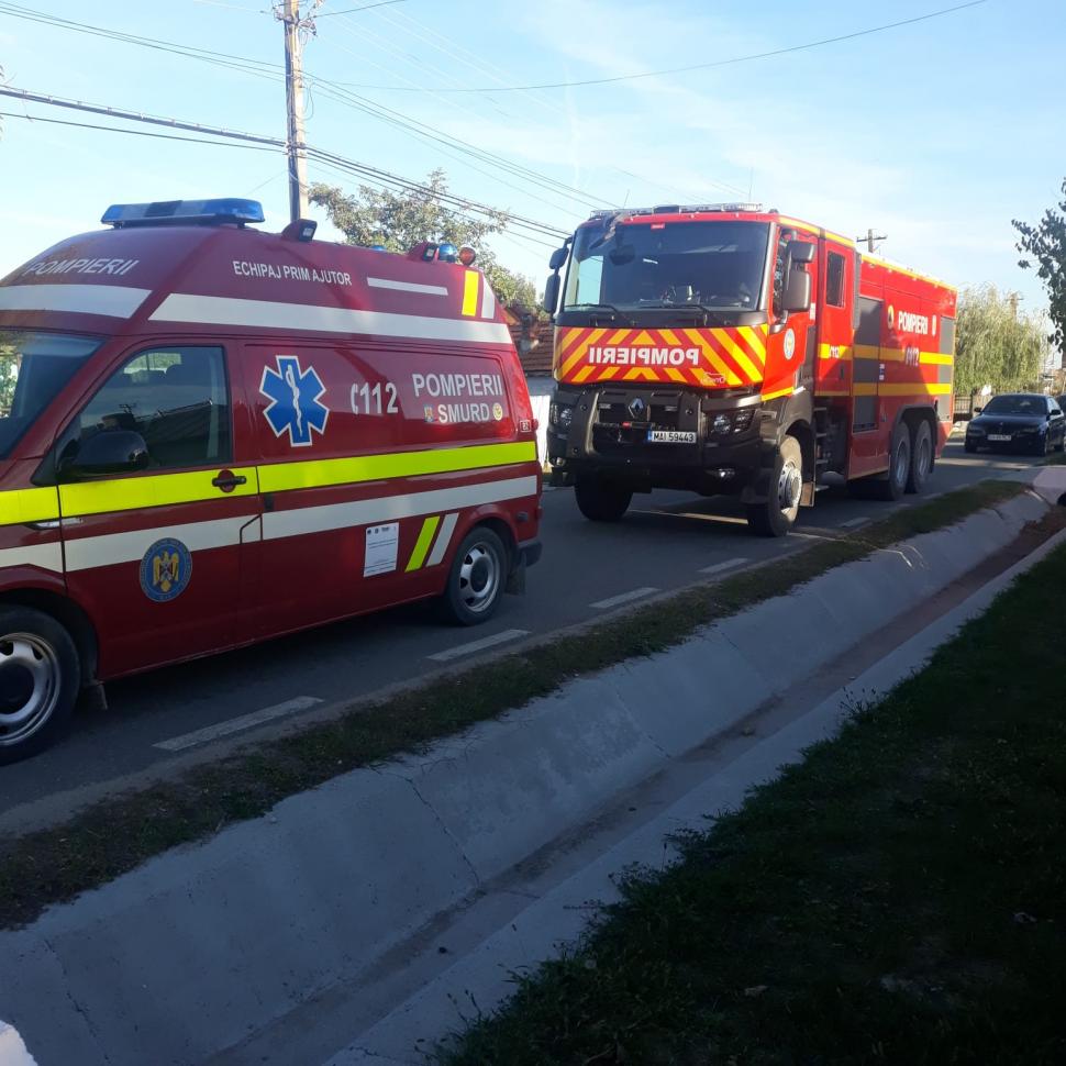 Două persoane au murit după o explozie urmată de incendiu la o casă din Argeş 793477