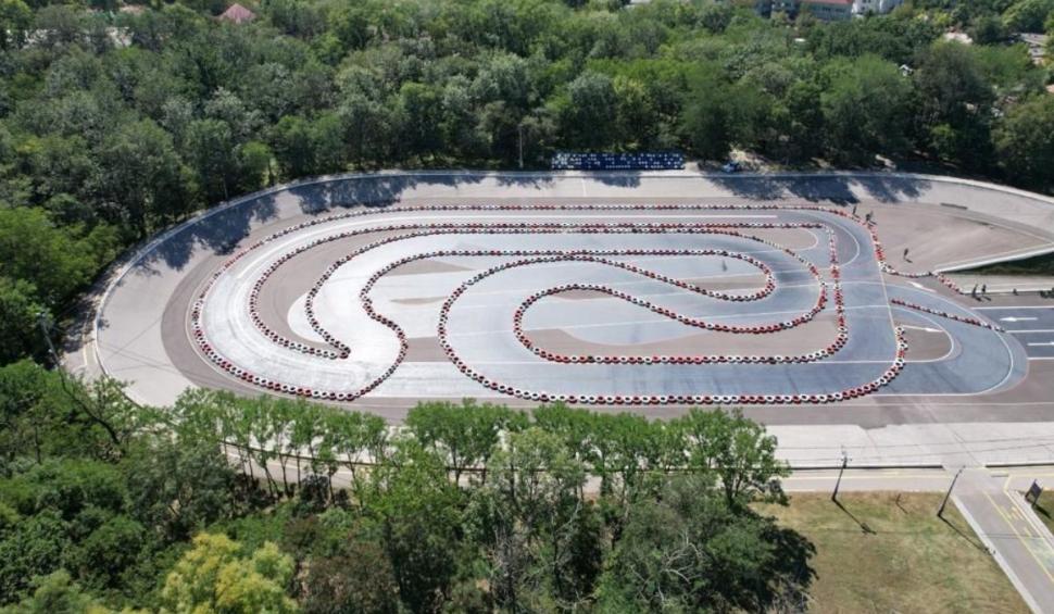 Craiova reinventează spectacolul de karting, cu ajutorul studenților (P) 793567