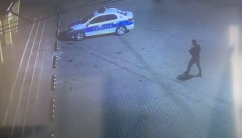 Un bărbat din Suceava a furat capacele roților mașinii de poliție şi a ajuns după gratii. Totul a fost filmat