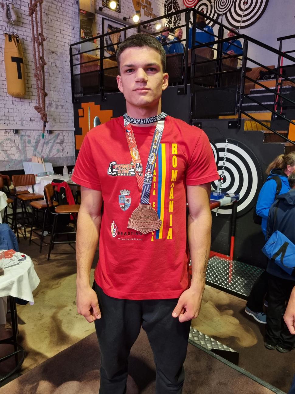 România a cucerit aurul, argintul și bronzul la Campionatul Mondial de Skandenberg 793540