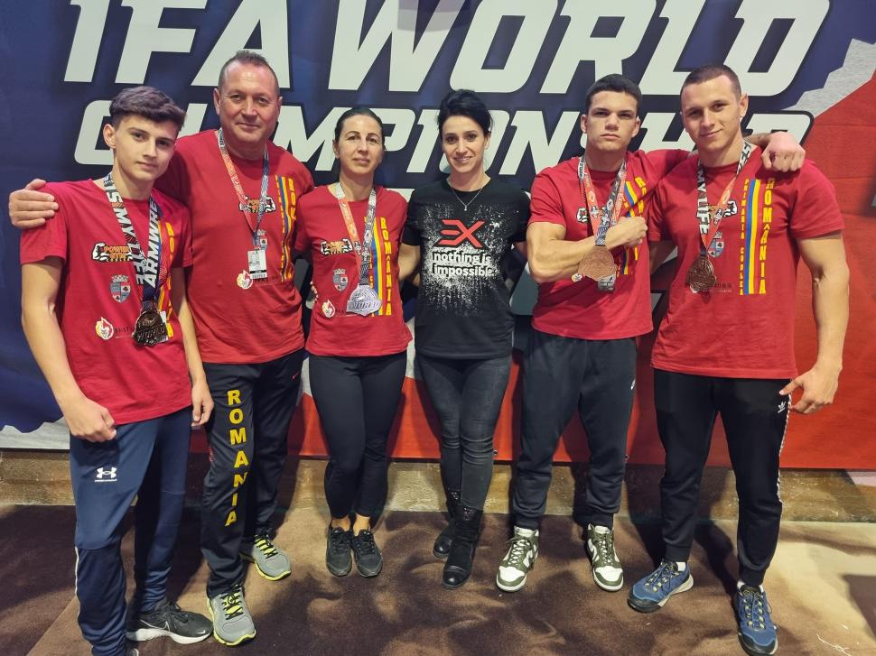 România a cucerit aurul, argintul și bronzul la Campionatul Mondial de Skandenberg 793542