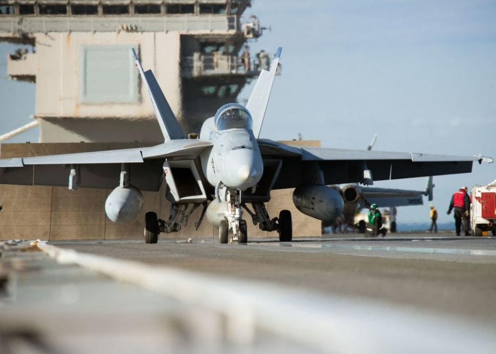 SUA aduc în Europa cel mai mare și mai modern portavion american, USS Gerald R. Ford, după retorica nucleară a Moscovei 793602