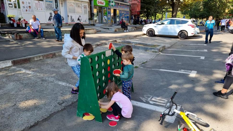 Programul "Străzi deschise-București, Promendă urbană" din cartierul Rahova, "un real succes" 793765