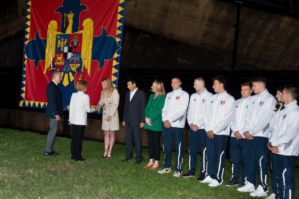 David Popovici și colegii săi, felicitaţi la Palatul Elisabeta 793998