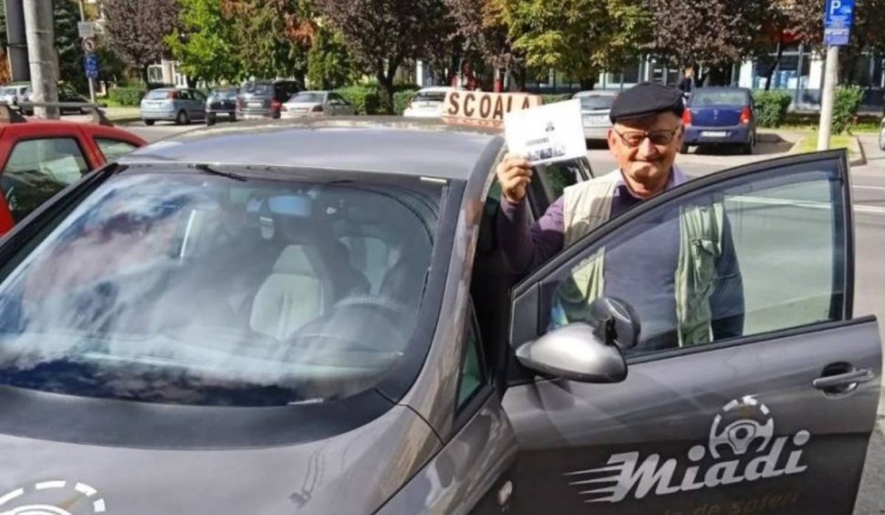 Un bărbat din Maramureş a obţinut permisul de conducere la 72 de ani
