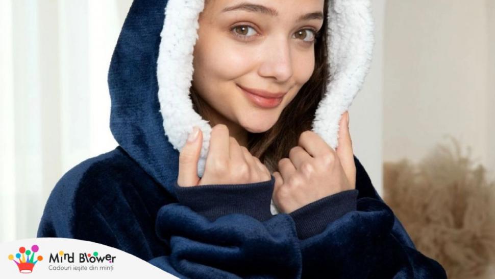 Pătura cu mâneci devine cel mai inspirat cadou de Crăciun în plină criză energetică 794402