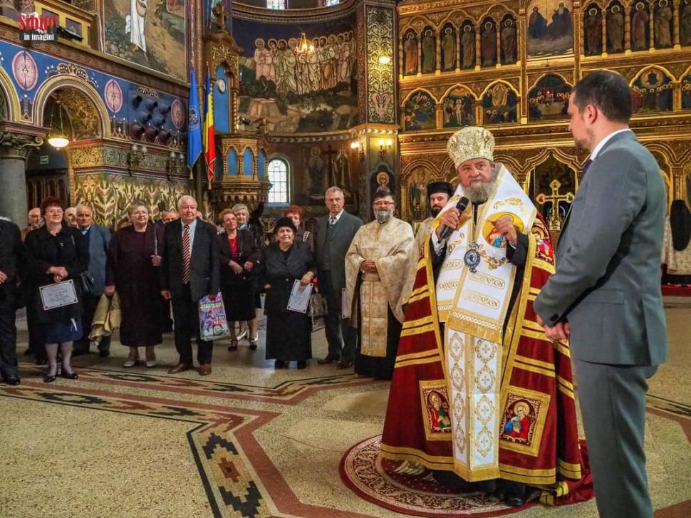 PSD Sibiu a organizat Nunta de Aur pentru 56 de cupluri. Slujba a fost oficiată de Mitropolitul Ardealului 794516