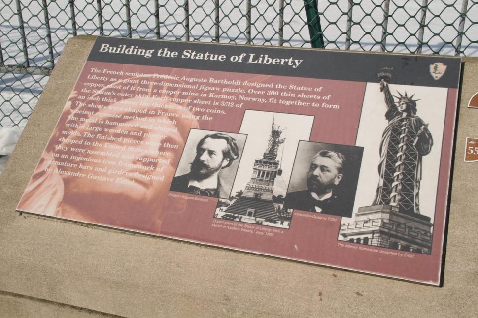 Statuia Libertății își pune coroana la dispoziția turiștilor, pentru prima dată de la declanșarea pandemiei 794424