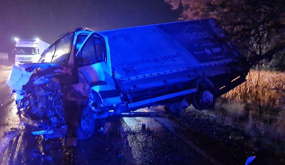 Familia moartă în accidentul de la Săbăoani, Neamț, venea de la pelerinajul închinat Sfintei Parascheva 794647