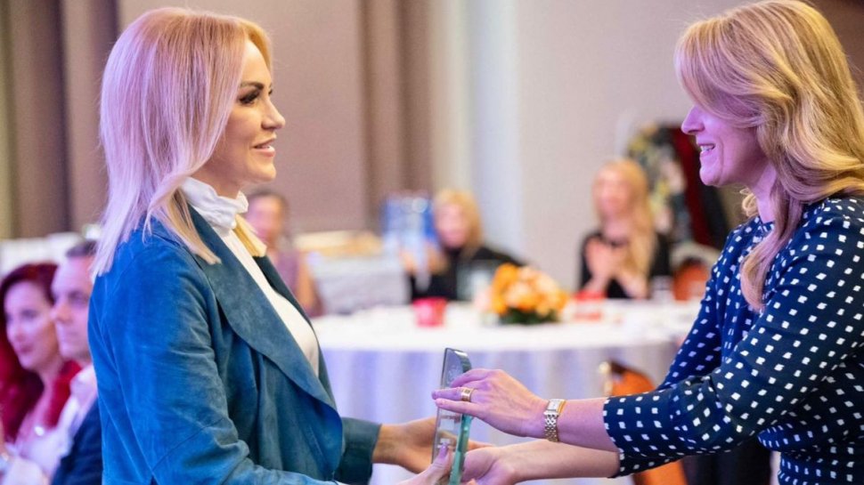 Gabriela Firea, nominalizată și premiată în cadrul Galei Femei care Schimbă România: ”Am fost emoționată să mă aflu printre femeile puternice ale României”