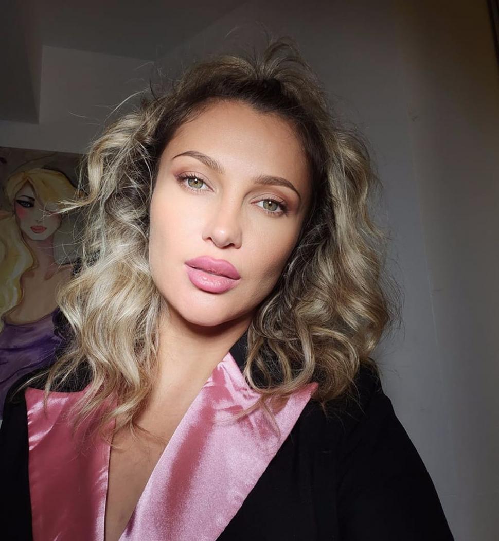 Secretul prin care Lora se menține slabă, fără dietă sau sală. Ce consumă atunci când îi este poftă de dulce 794386