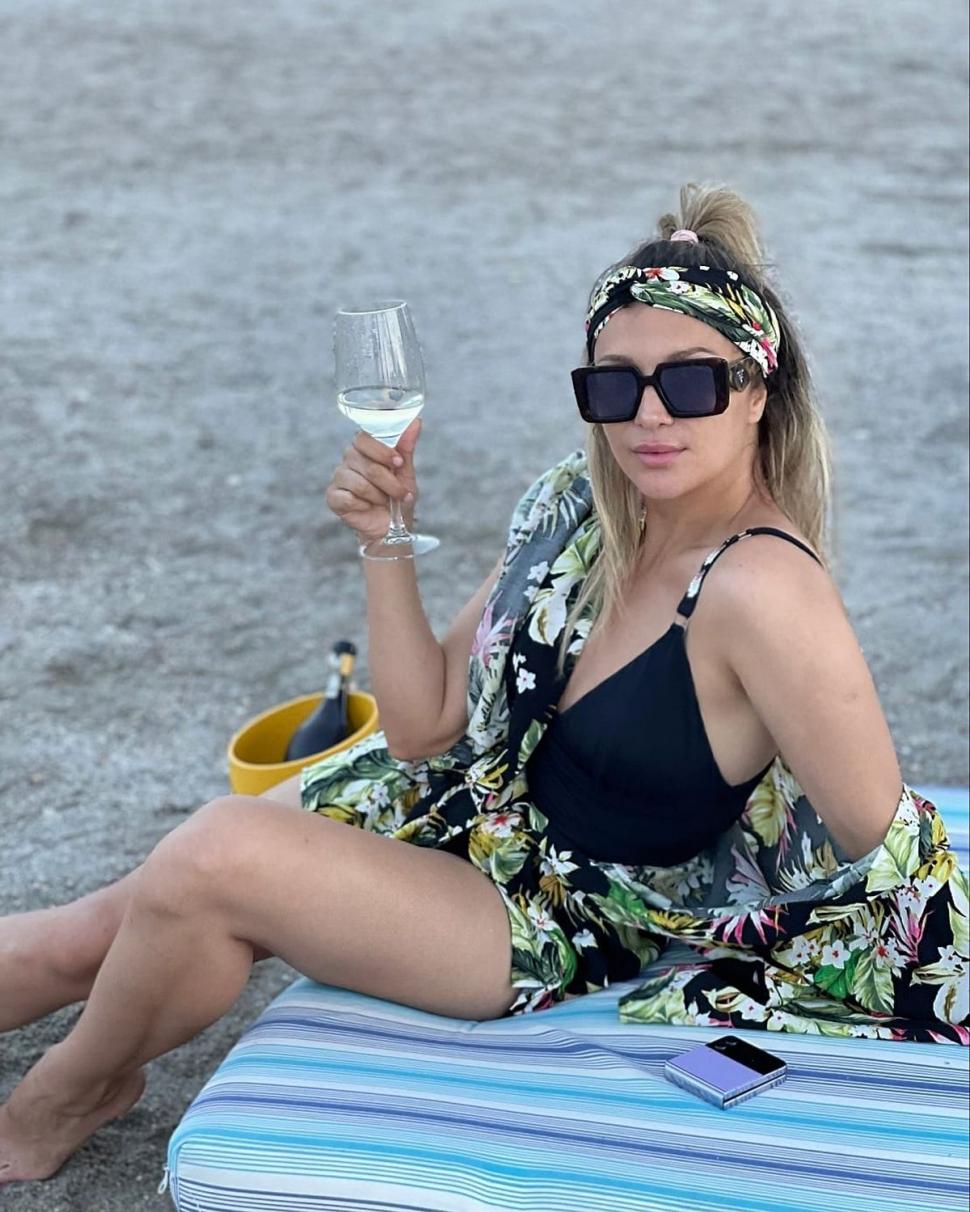 Secretul prin care Lora se menține slabă, fără dietă sau sală. Ce consumă atunci când îi este poftă de dulce 794388