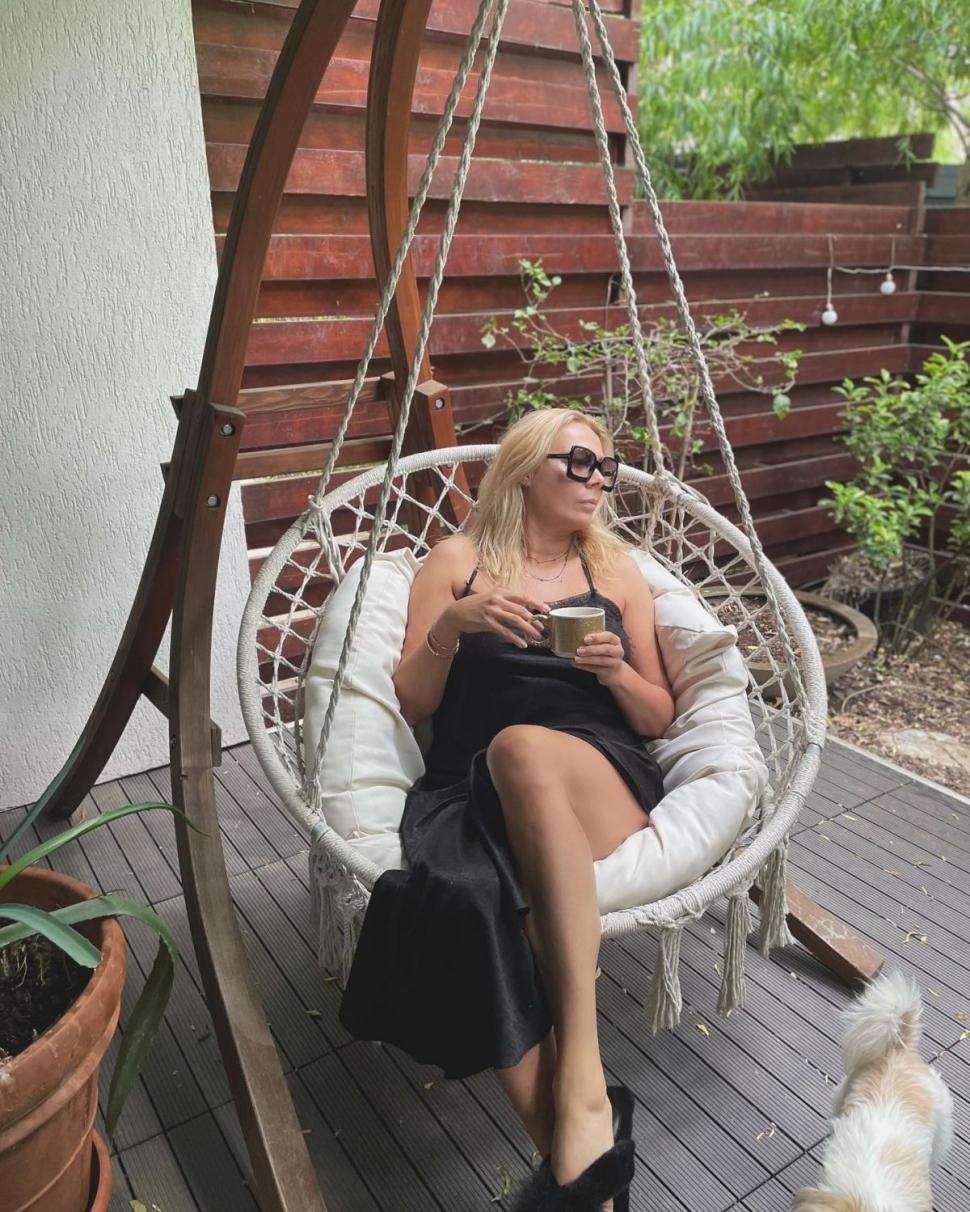 Cum a topit Dana Săvuică 5 kg cu şase mese pe zi. Are 52 de ani şi arată ca o adolescentă 794879