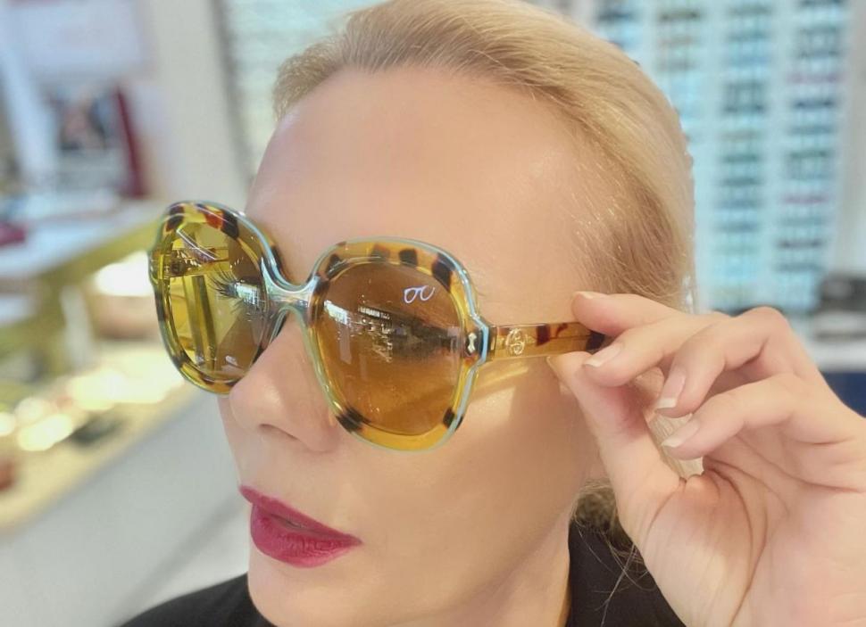 Cum a topit Dana Săvuică 5 kg cu şase mese pe zi. Are 52 de ani şi arată ca o adolescentă 794886