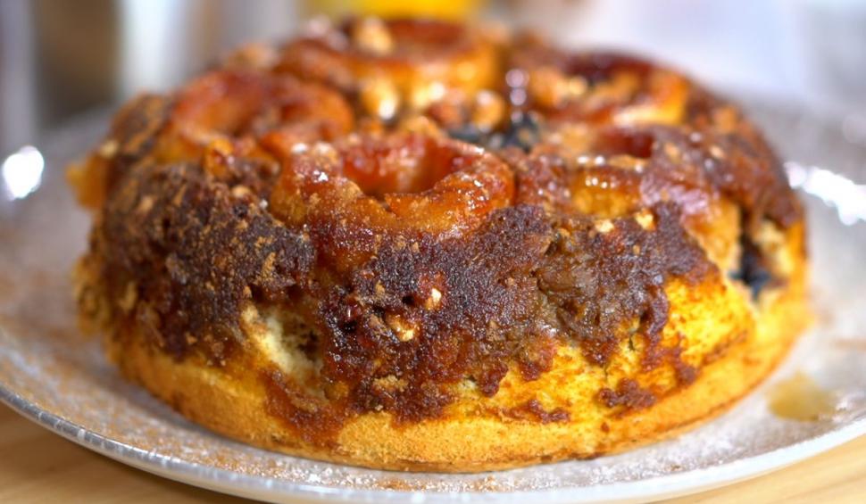 Miros de zahăr ars şi scorţişoară în ediţia 6 "Gătit la costum", sezonul 3. Ela Crăciun, invitatul special din bucătăria lui Ştefan Lungu 794658