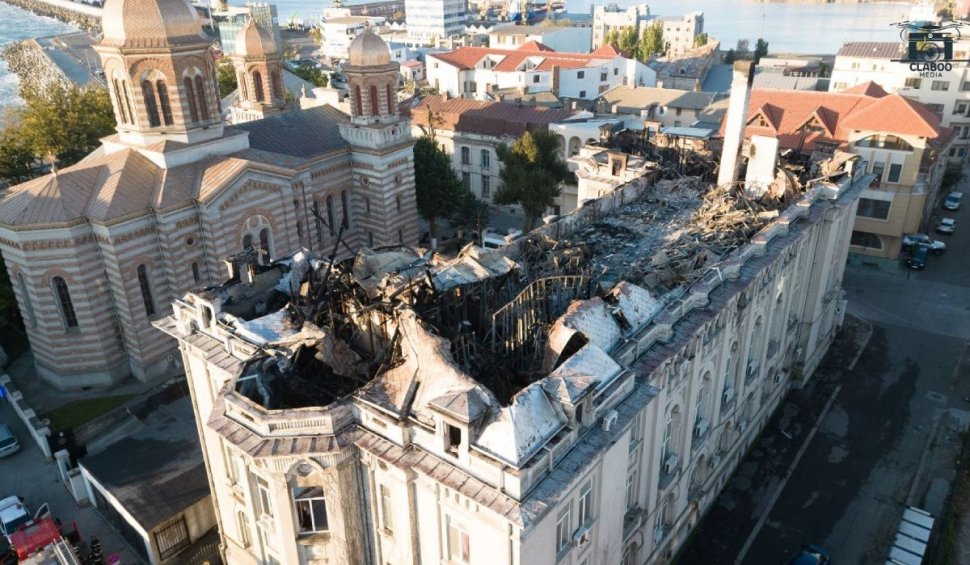 Pagube uriaşe după incendiul devastator de la Arhiepiscopia Tomisului