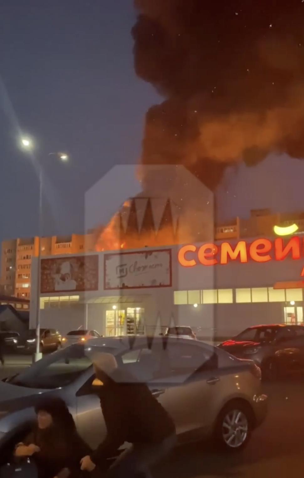 Avion militar prăbușit peste o clădire rezidențială, în Rusia 795353