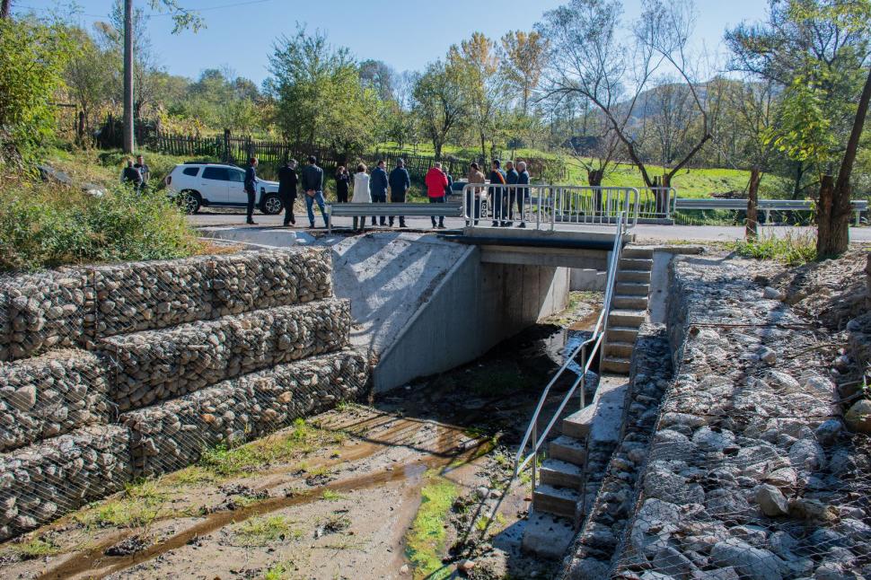 Satul din România care are şosele şi condiţii la nivel european: "Iată că se poate. Asta înseamnă performanță" 795562