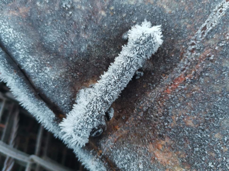 Minime record în România. "Bătălie" strânsă pentru polul frigului în această dimineaţă 795945