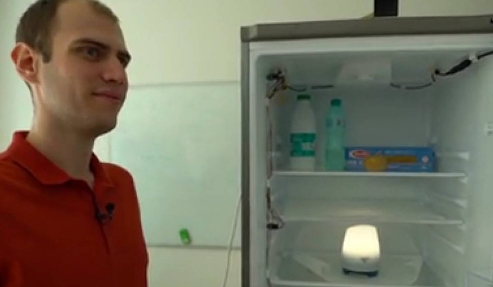 Cum arată frigiderul inteligent, invenţia studenţilor români. Îți spune când se strică mâncarea!