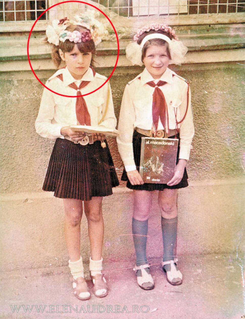 Elena Udrea, către Delia: "Și eu credeam că nu sunt făcută să fiu mamă. Astrele s-au așezat așa, la 44 de ani" 796200