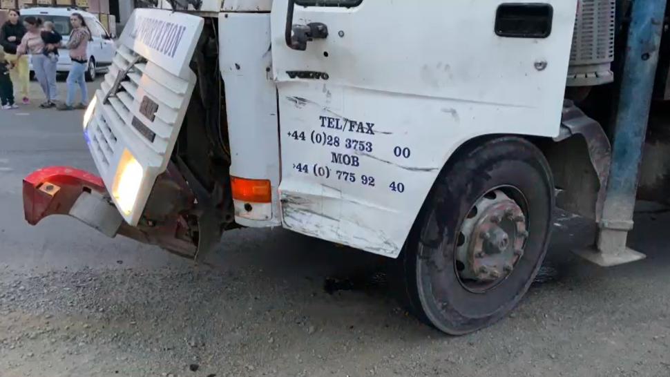 Accident tragic în judeţul Arad! Un tânăr motociclist şi-a pierdut viaţa, după ce a intrat în plin într-o betonieră 796580