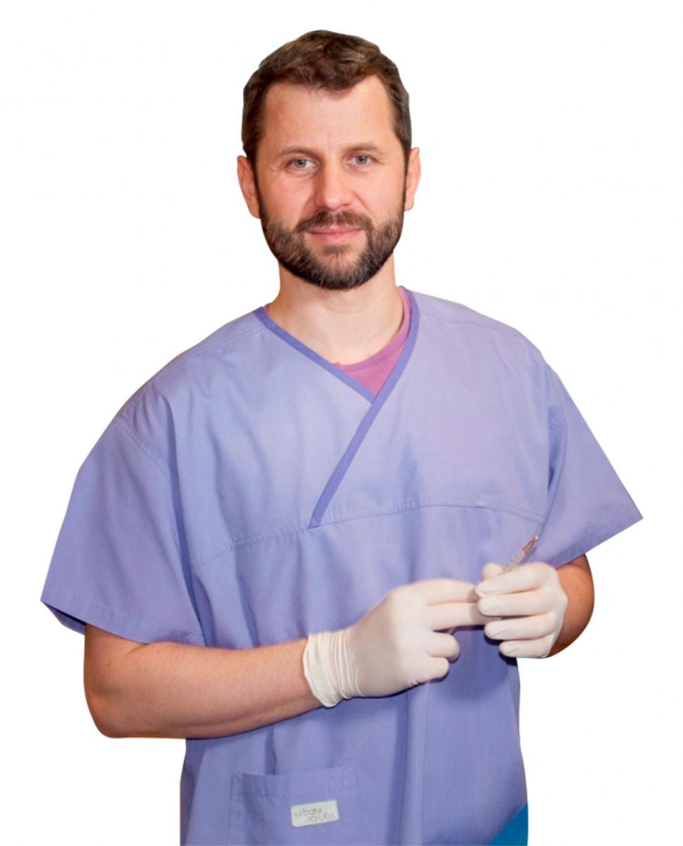 A murit Călin Doboș! "Chirurgul vedetelor" s-a stins din viață în urma unui accident rutier pe podul Basarab din București 796795