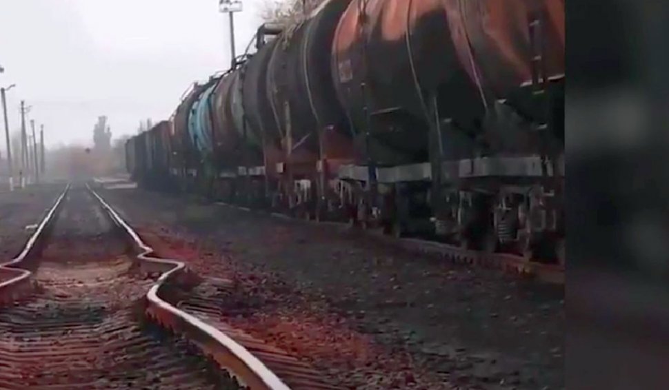 Kievul, după ce un tren cu motorină a sărit în aer în Donețk:  "Alcoolul și rușii sunt de vină"