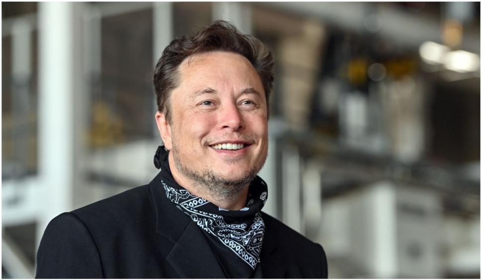 Cine e românul care participă la petrecerea miliardarilor, alături de Elon Musk, la castelul Bran 797270
