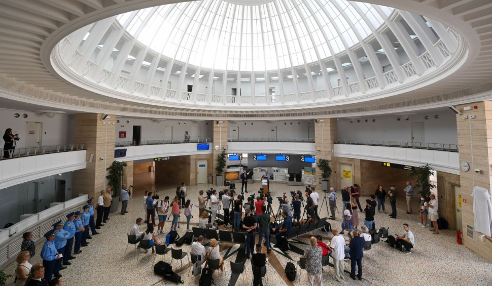 Aeroportul Internațional Băneasa a fost inaugurat | Va avea curse regulate din martie 2023