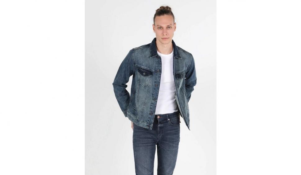 Totul despre jachetele din denim pentru bărbați 797420