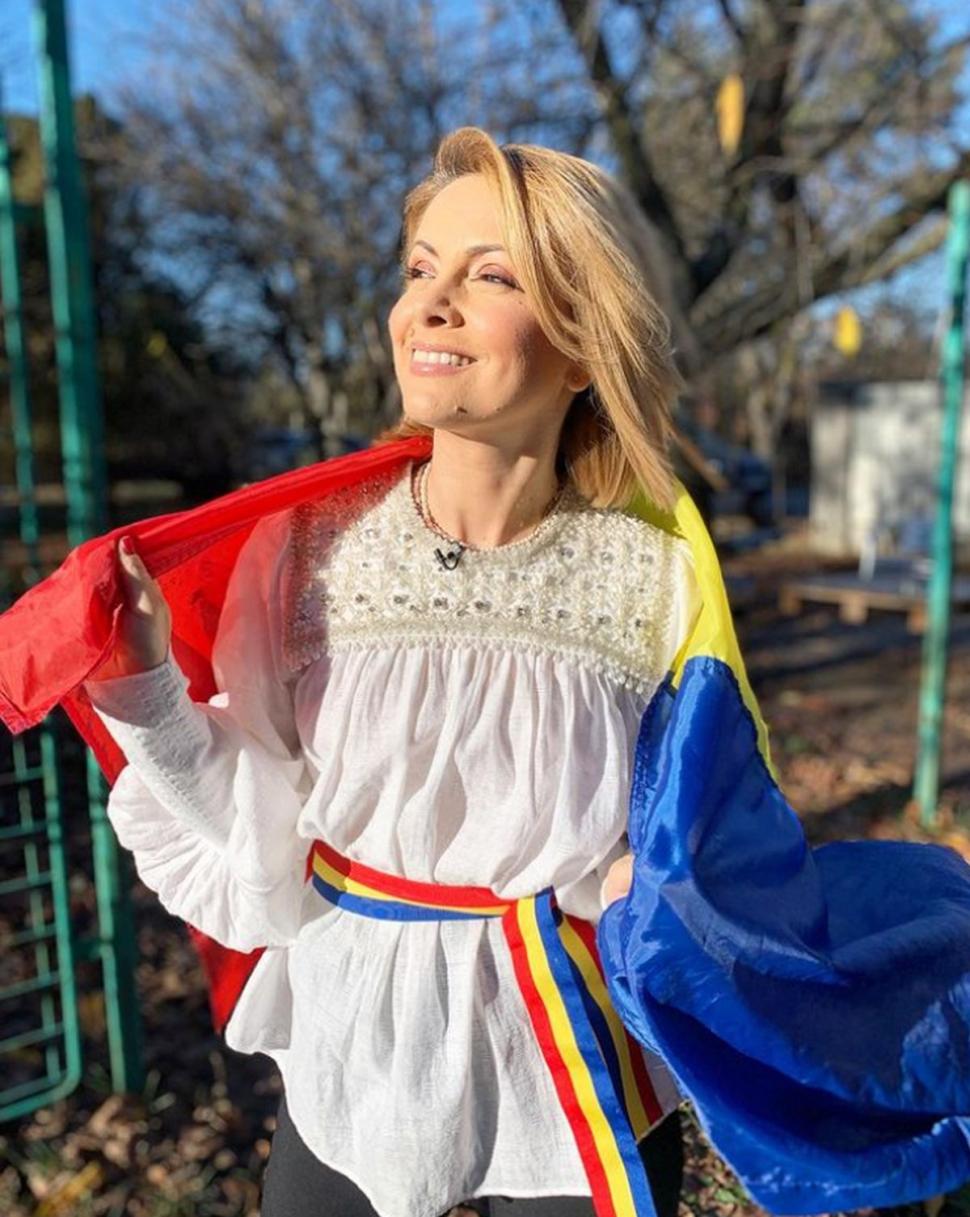 O recunoști? Azi este una dintre cele mai iubite prezentatoare din România 797353