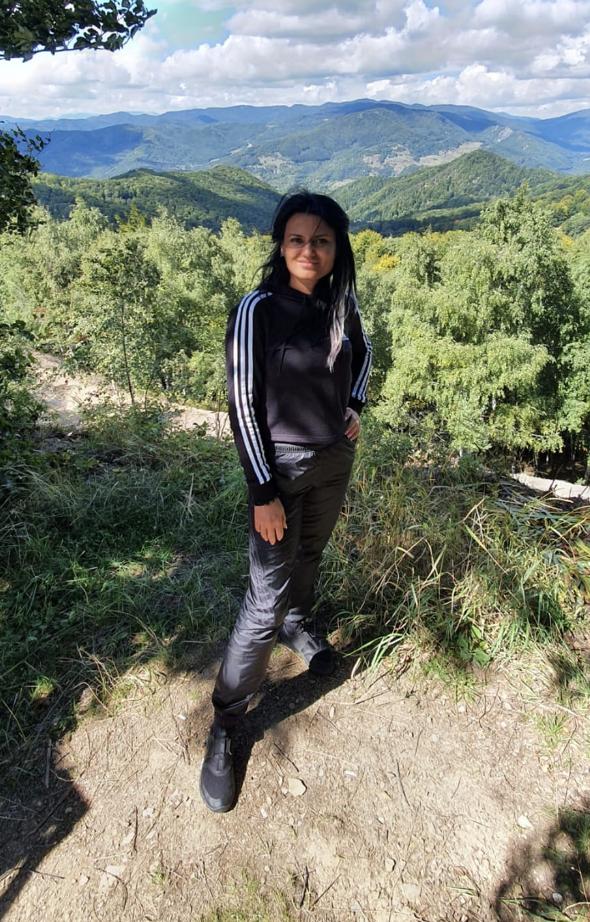 Polițista din Buzău s-a împușcat cu un pistol ce trebuie predat la ieșirea din serviciu. Își avertizase soțul de ce va face 797578