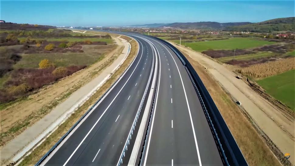 Cum arată primii kilometri din autostrada Sibiu-Pitești. S-ar putea deschide circulația din decembrie 797793