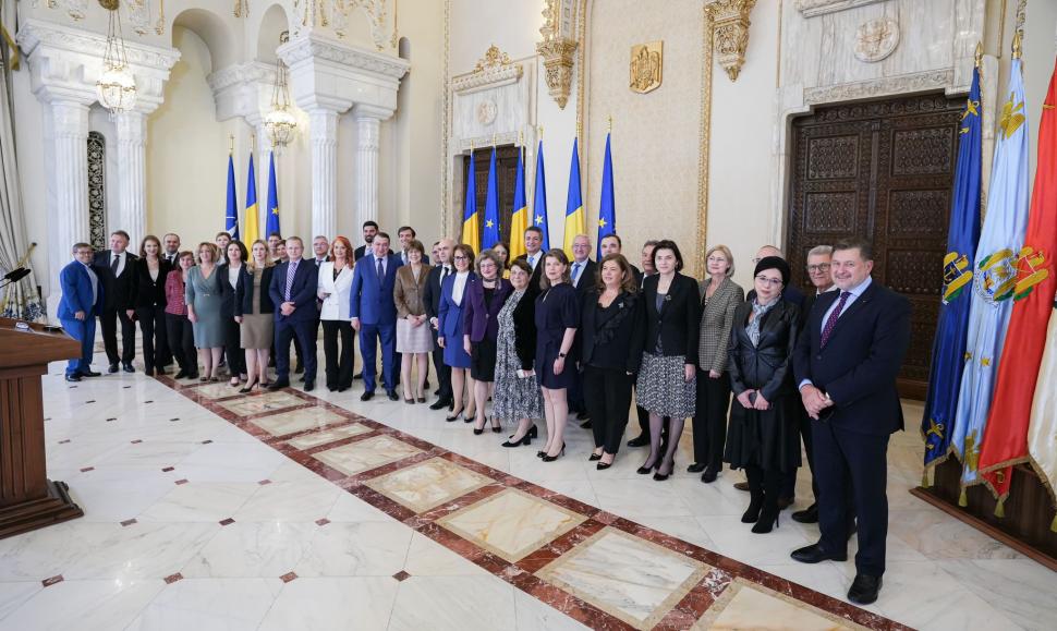 Klaus Iohannis a semnat decretul pentru Planul național de prevenire şi combatere a cancerului 797909