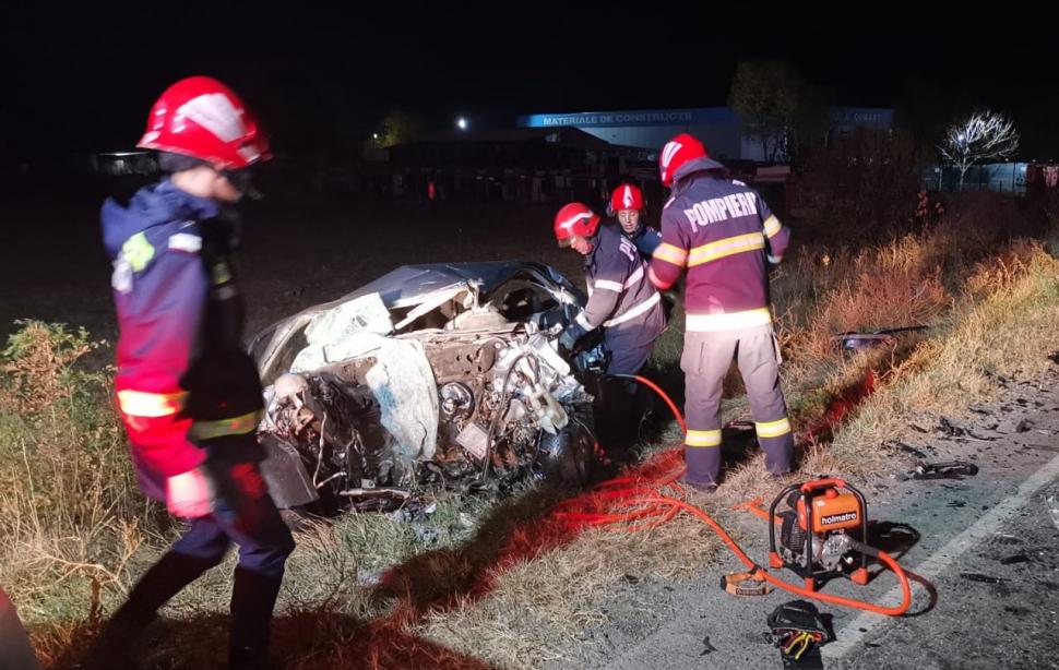 Un operator TV  a murit în cumplitul accident de la Buzău, unde o şoferiţă a intrat pe contrasens 797918
