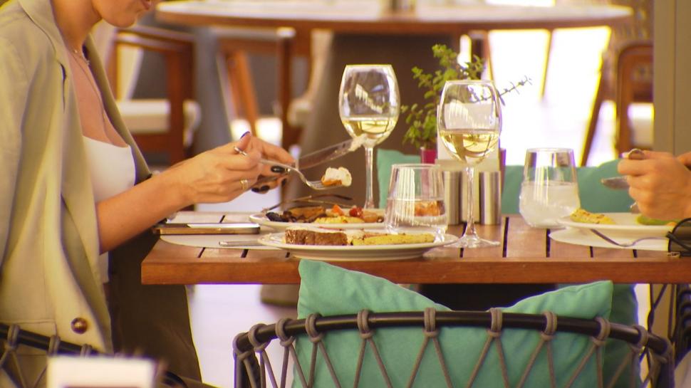 Cât costă o vacanţă la all-inclusive în Antalya, unde turiştii au la masă peste 100 de preparate. Soluţii pentru tarife mai mici  797876