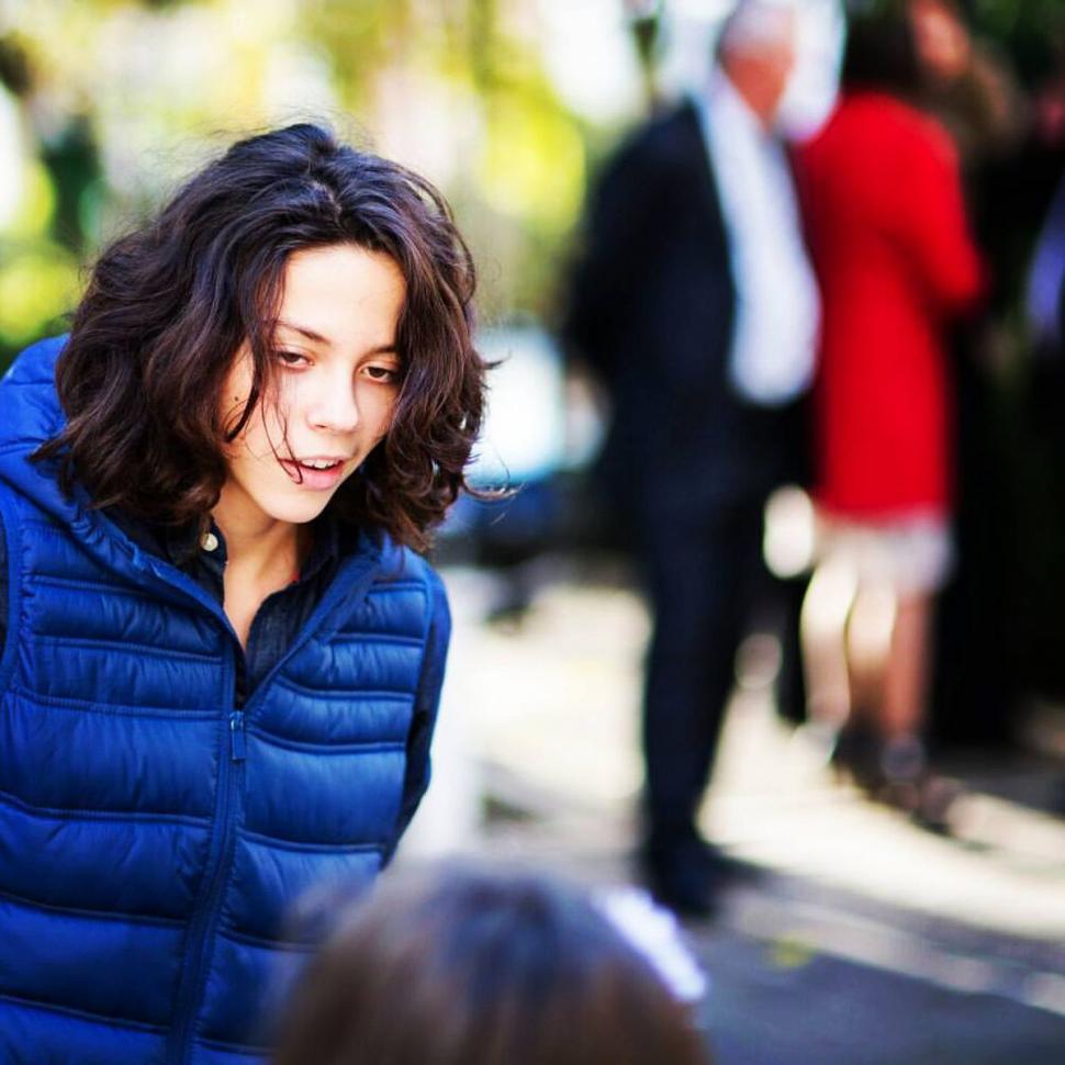 Recunoşti acest puşti simpatic? Astăzi este unul dintre cei mai serioşi şi de succes români 797957