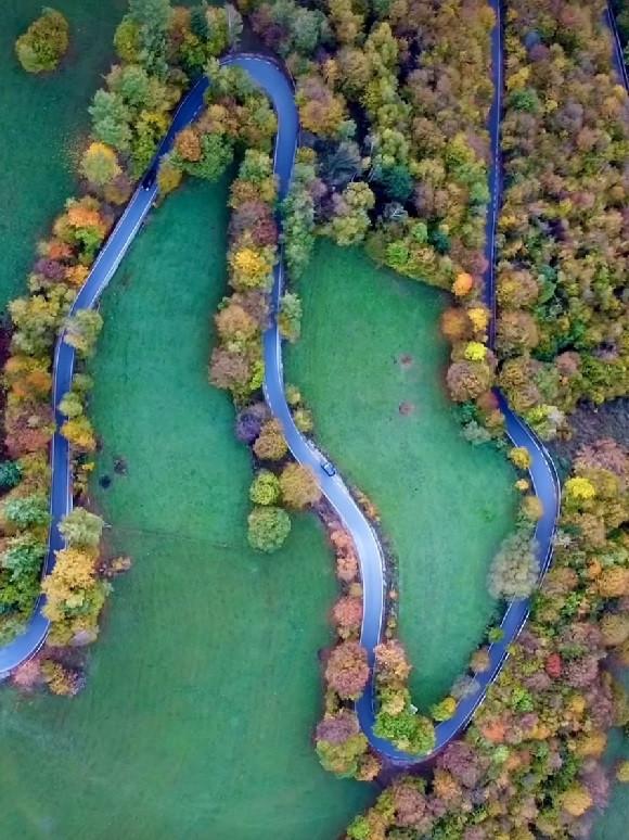 Şoseaua din România care a cucerit inimile românilor. Transalpina și Transfăgărășan au căzut pe locul doi 798131