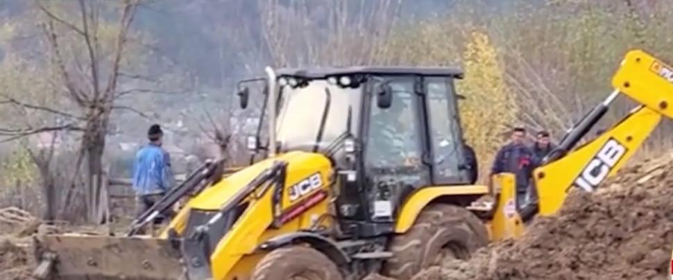 30.000 de oameni din Câmpulung Muscel au rămas fără apă după cutremurul de 5.2 produs joi 798382