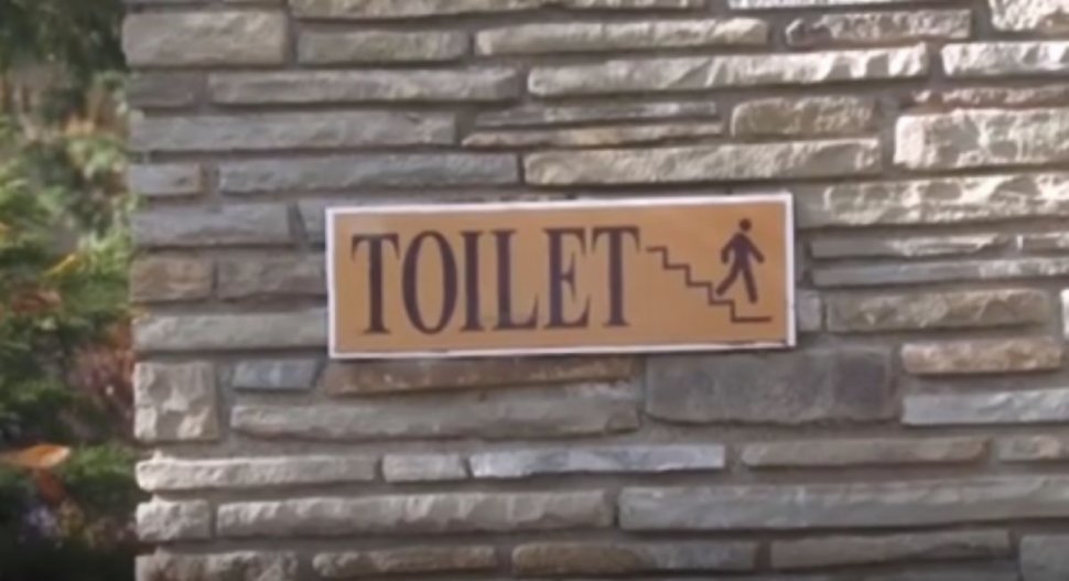 Oraşul din România unde o singură toaletă publică costă cât un apartament cu două camere